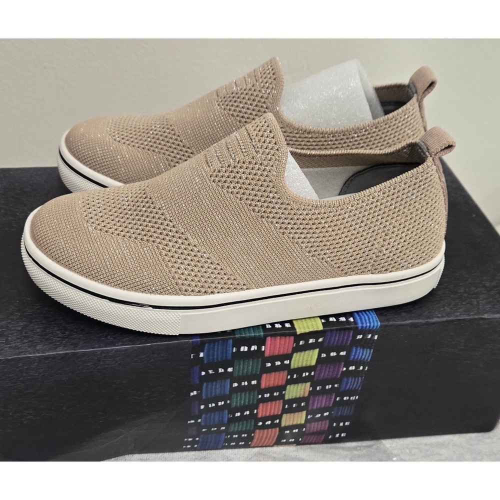 Bernie Mev Kids Metallic Knit Slip On Sneakers Rose Gold Tan Size 31 NEW